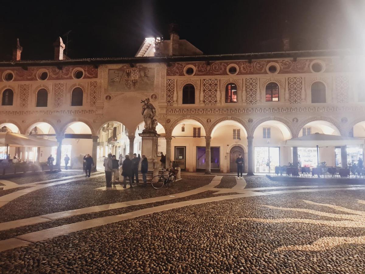 La Casa Di Ida Intero Appartamento Vigevano Extérieur photo